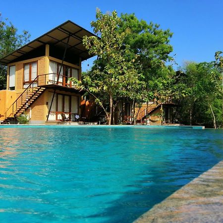 Breezy Lake Tissamaharama Exterior photo