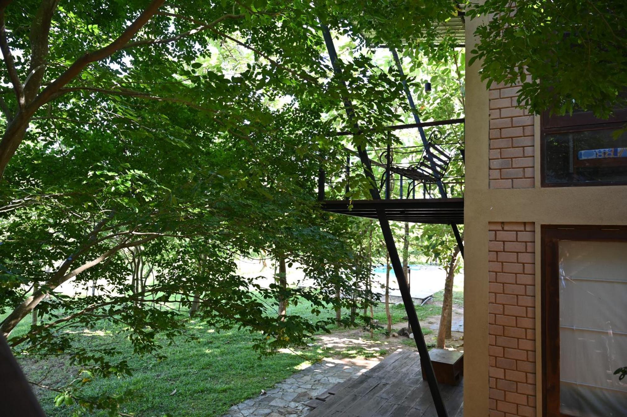 Breezy Lake Tissamaharama Exterior photo