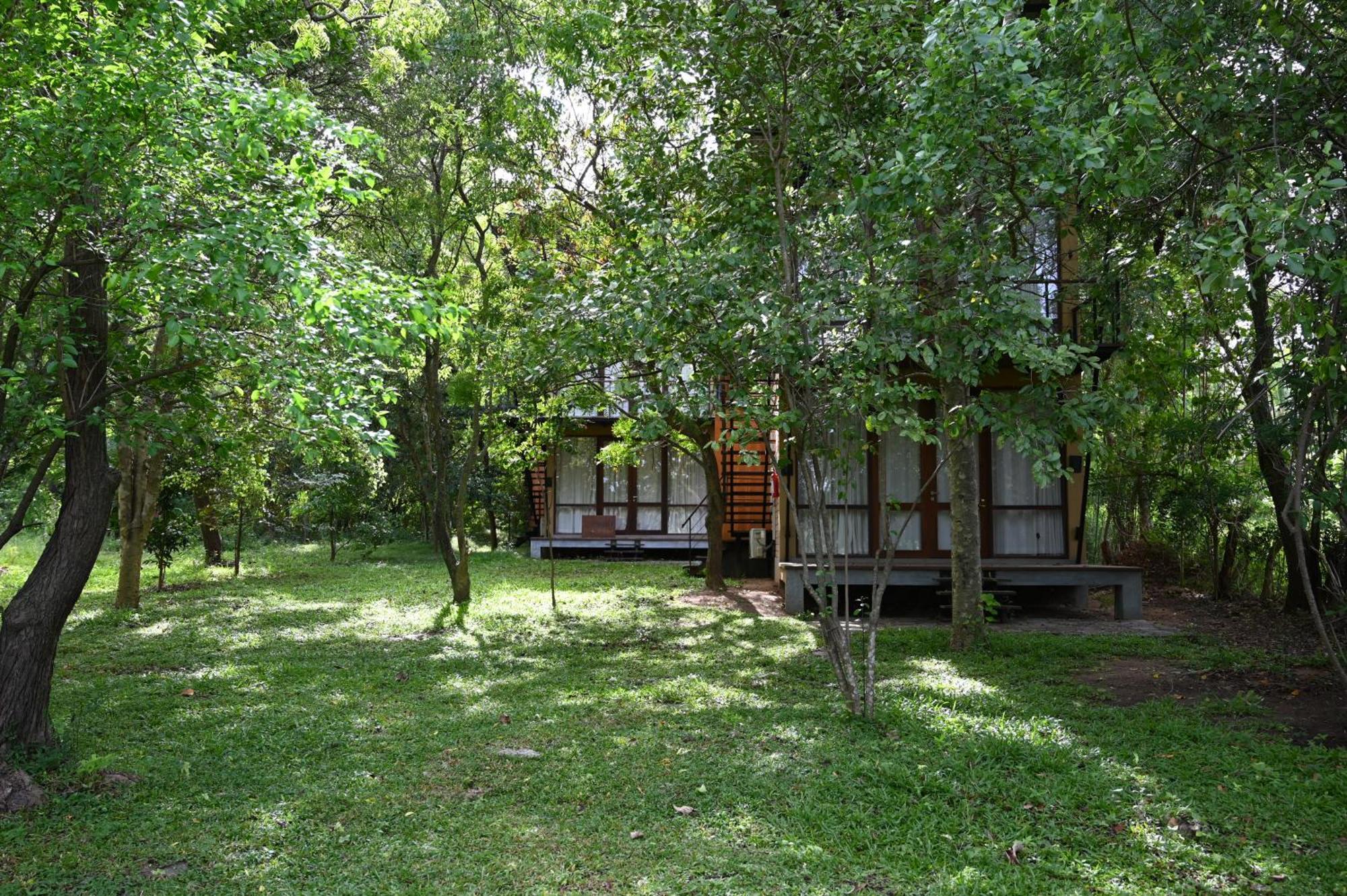 Breezy Lake Tissamaharama Exterior photo